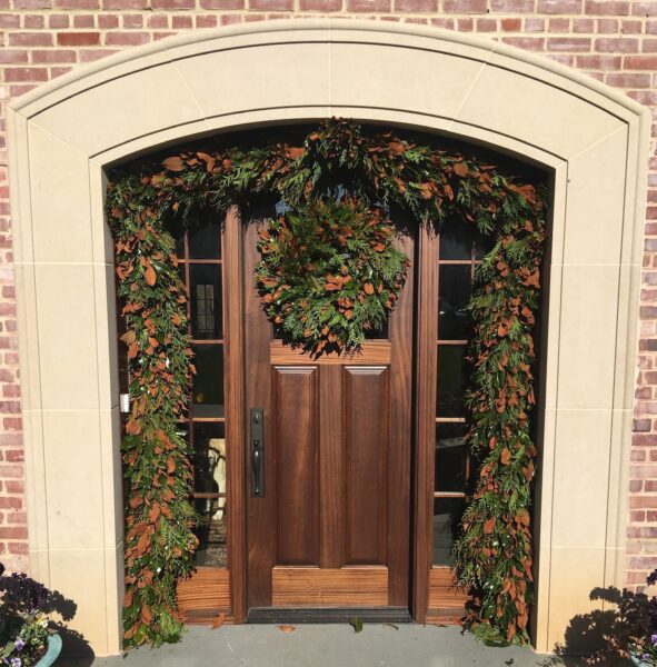 Emerald Lace 28" Wreath