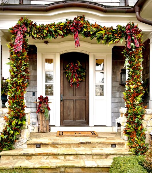 High Point Tapestry Garland