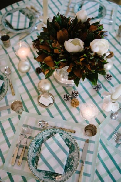 Weston Farms 9" Mini Bouquets (Set of 8)