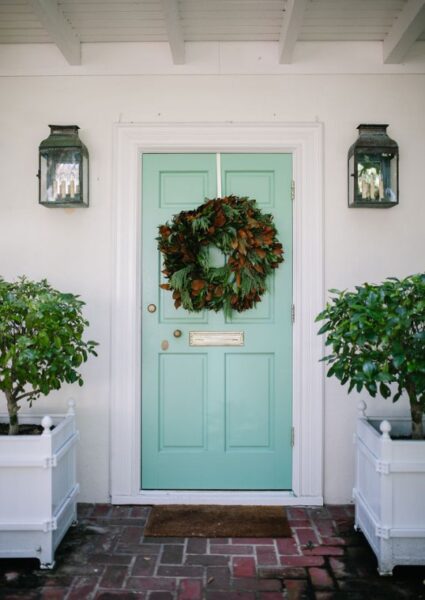 Bluebird 22" Wreath